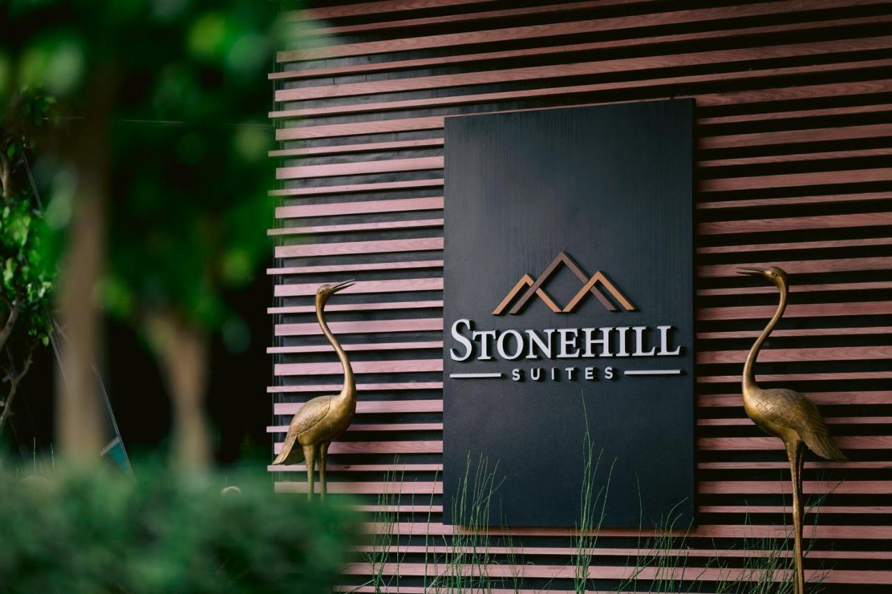 Stonehill Suites Bacolod Dış mekan fotoğraf