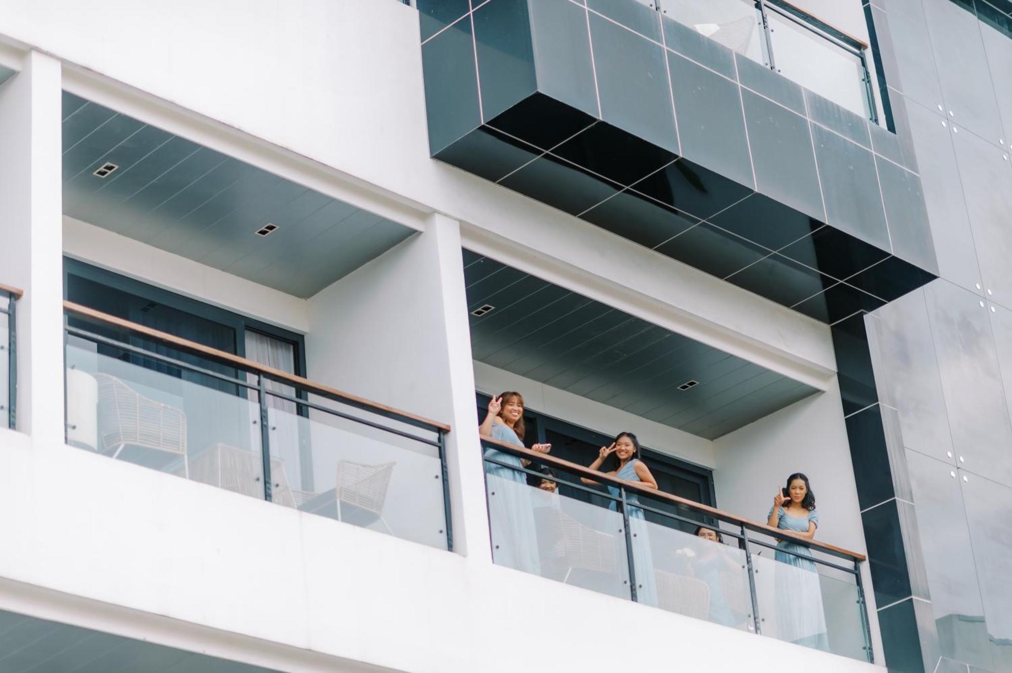 Stonehill Suites Bacolod Dış mekan fotoğraf