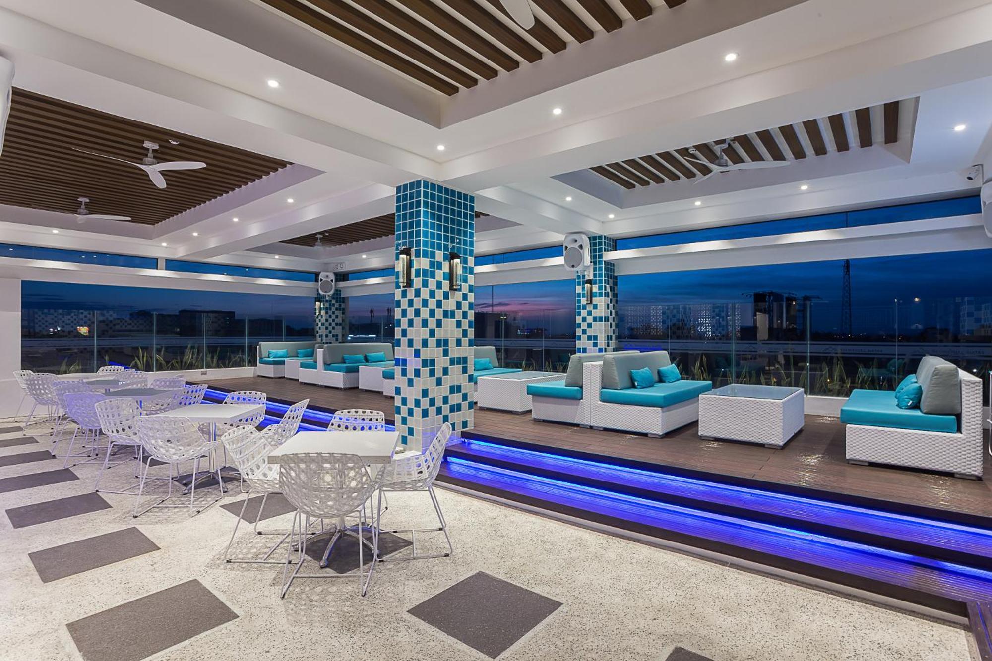 Stonehill Suites Bacolod Dış mekan fotoğraf